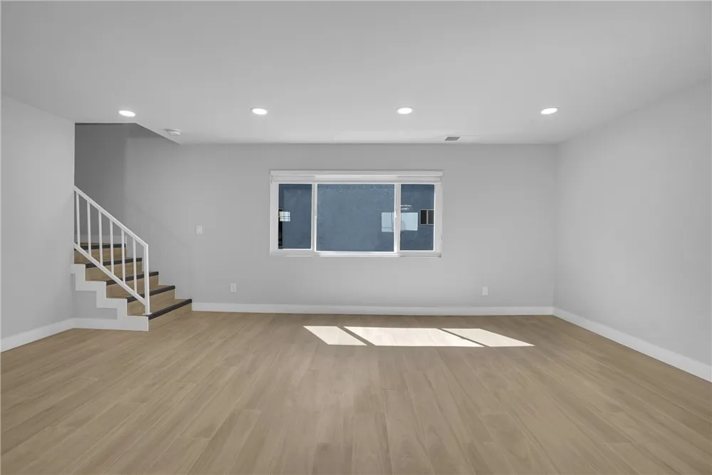862 W Mines Avenue Montebello, CA 90640