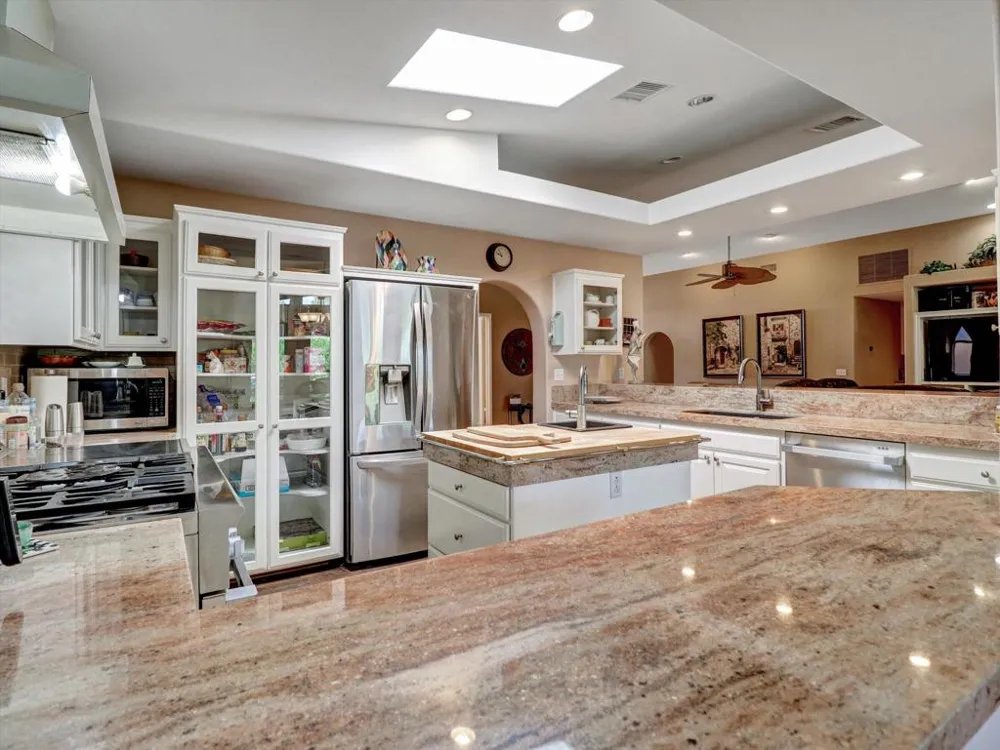 8541 Clubhouse Desert Hot Springs, CA 92240