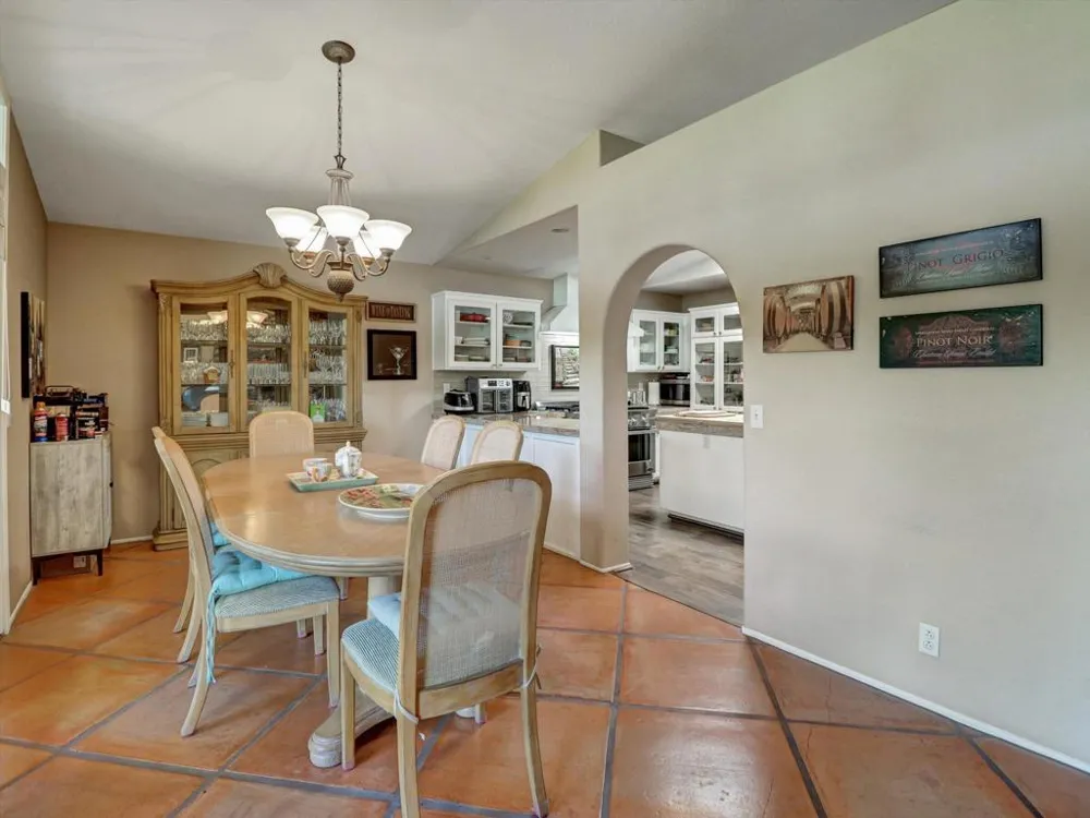 8541 Clubhouse Desert Hot Springs, CA 92240
