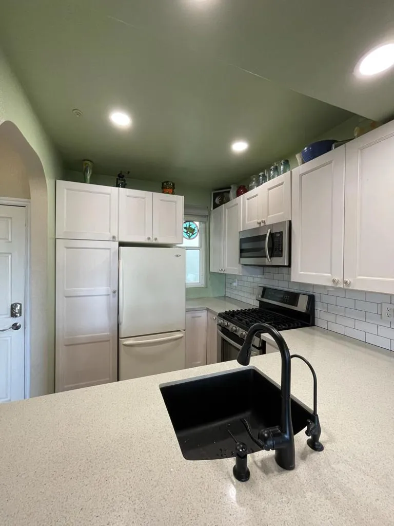 555 Maine Avenue #310 Long Beach, CA 90802