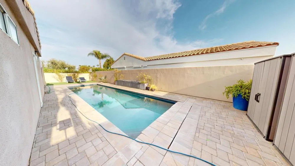 3010 Redwood Drive Palm Springs, CA 92262