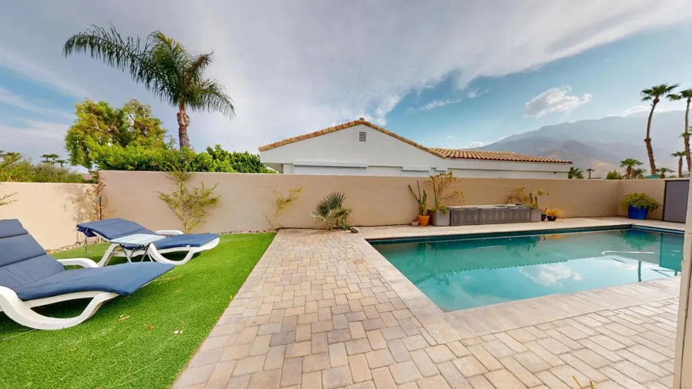 3010 Redwood Drive Palm Springs, CA 92262
