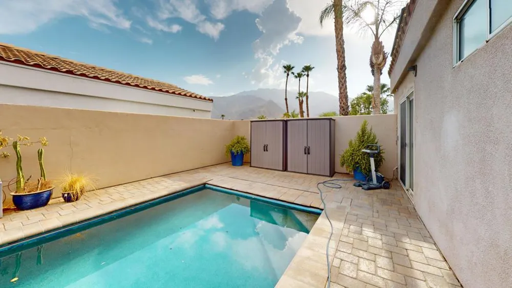3010 Redwood Drive Palm Springs, CA 92262