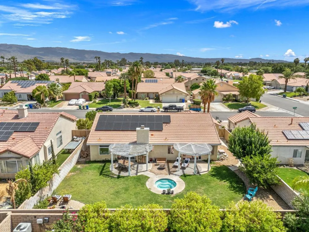 42639 Devonshire Street Palm Desert, CA 92211