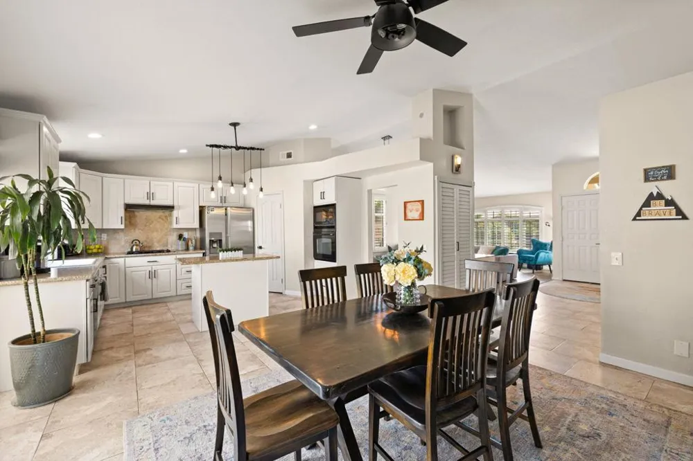 42639 Devonshire Street Palm Desert, CA 92211