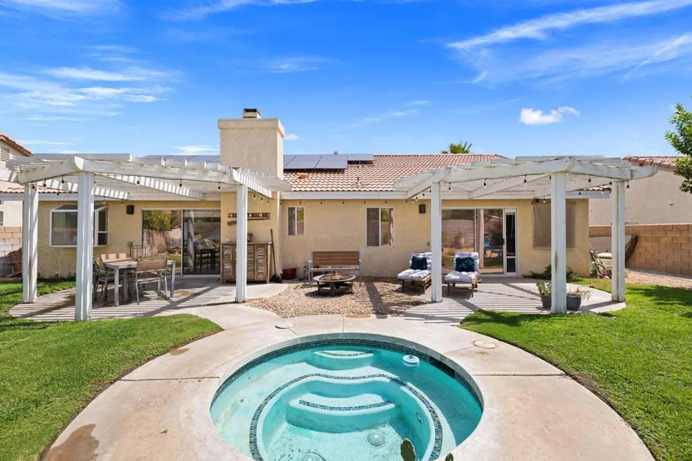 42639 Devonshire Street Palm Desert, CA 92211