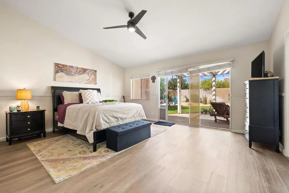 42639 Devonshire Street Palm Desert, CA 92211