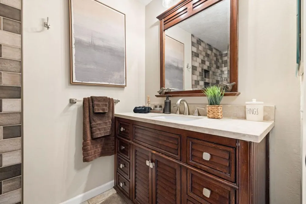 42639 Devonshire Street Palm Desert, CA 92211