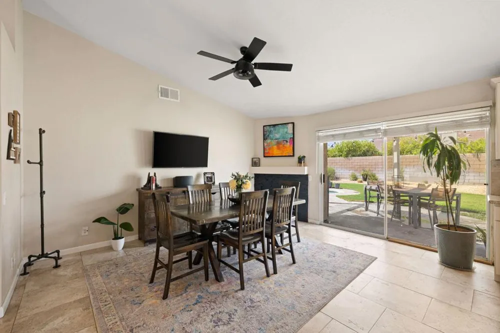 42639 Devonshire Street Palm Desert, CA 92211