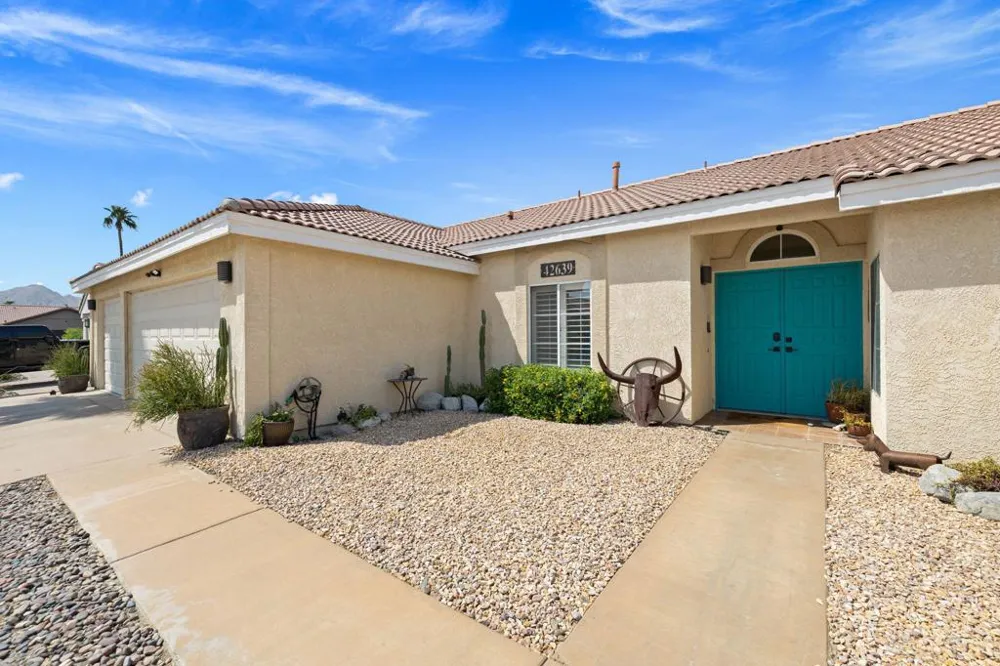42639 Devonshire Street Palm Desert, CA 92211