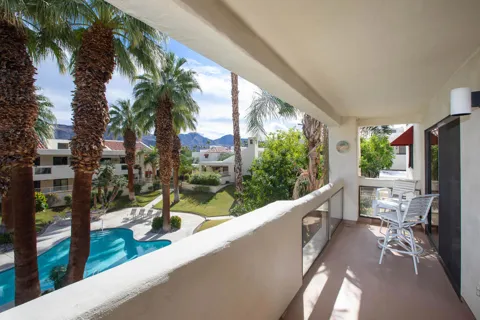 255 E Avenida Granada #922