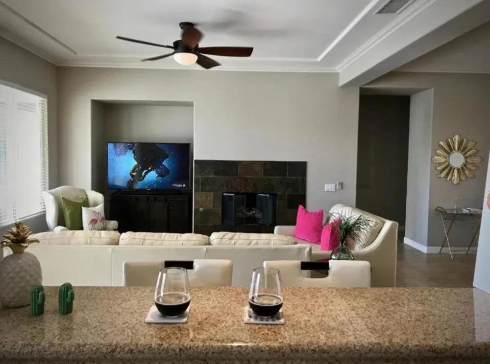 105 Rubino Court Palm Desert, CA 92211