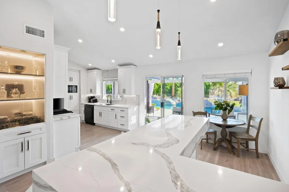 2380 Leonard Road Palm Springs, CA 92262