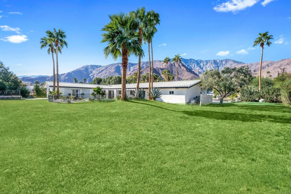 2380 Leonard Road Palm Springs, CA 92262