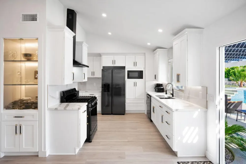 2380 Leonard Road Palm Springs, CA 92262