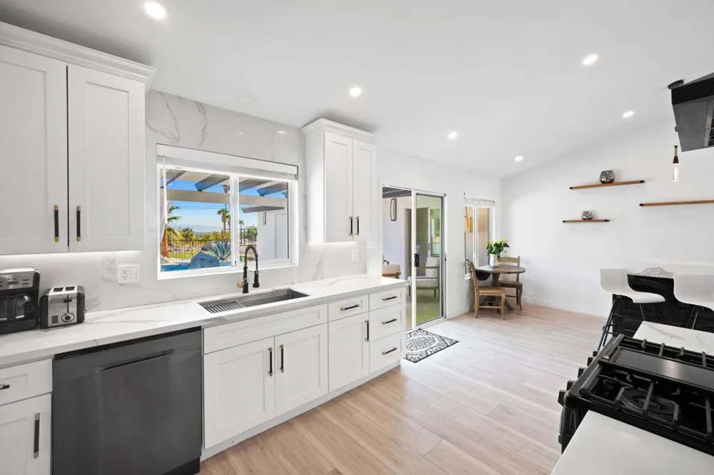 2380 Leonard Road Palm Springs, CA 92262