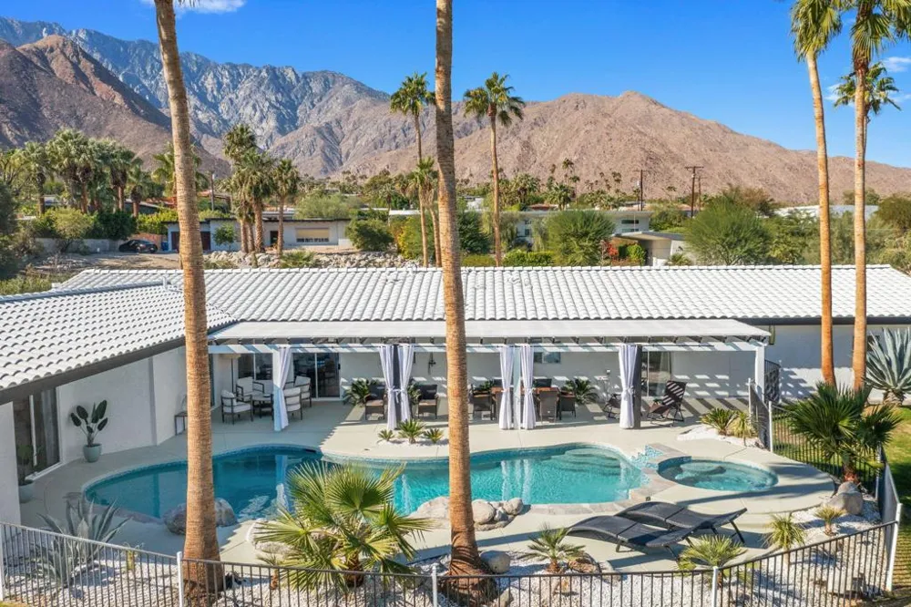 2380 Leonard Road Palm Springs, CA 92262