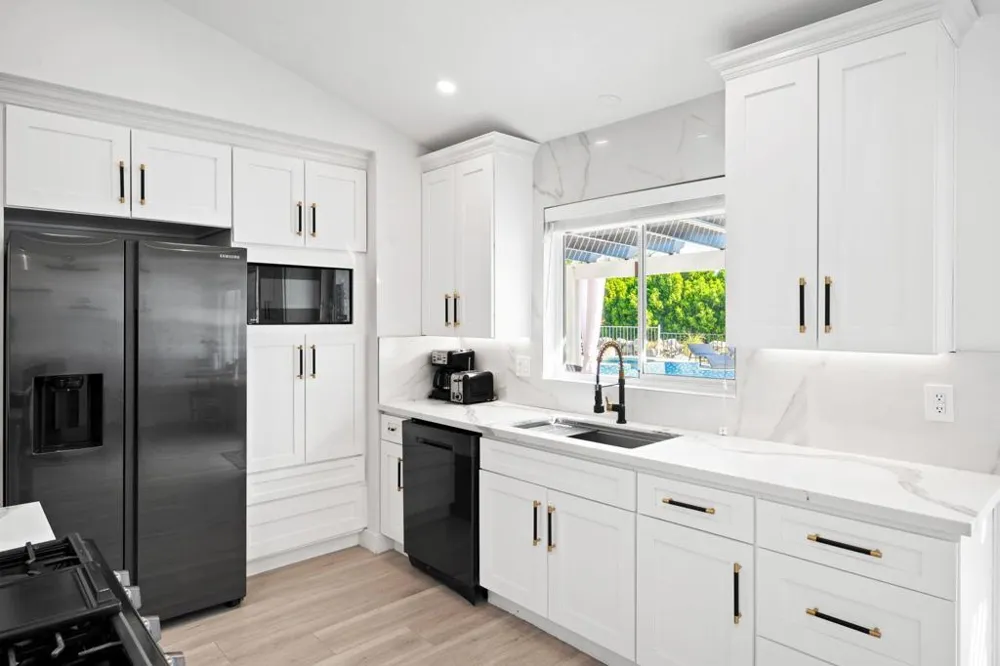 2380 Leonard Road Palm Springs, CA 92262
