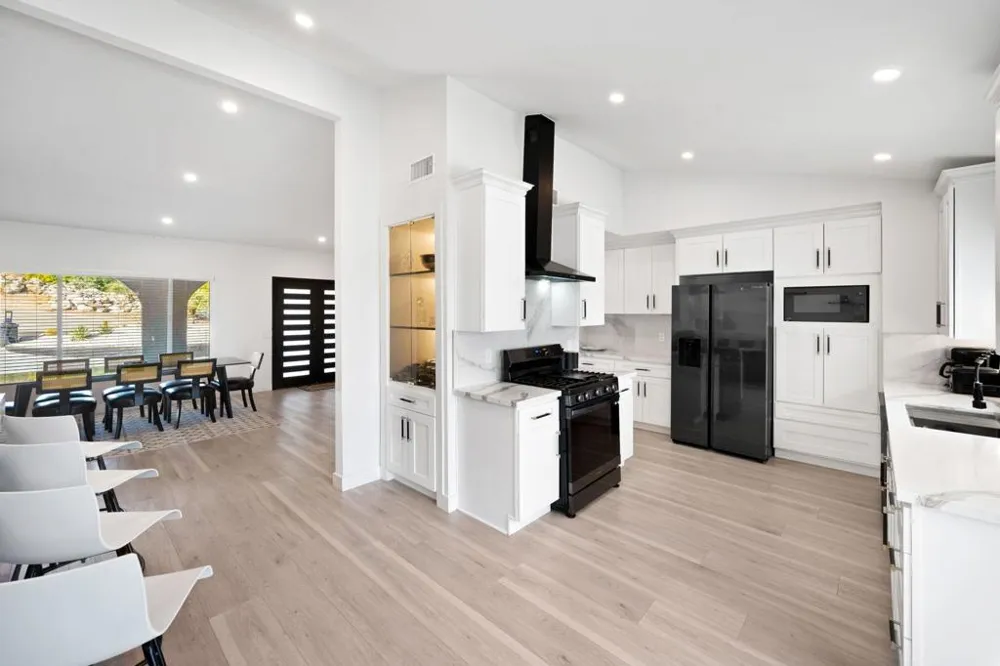 2380 Leonard Road Palm Springs, CA 92262
