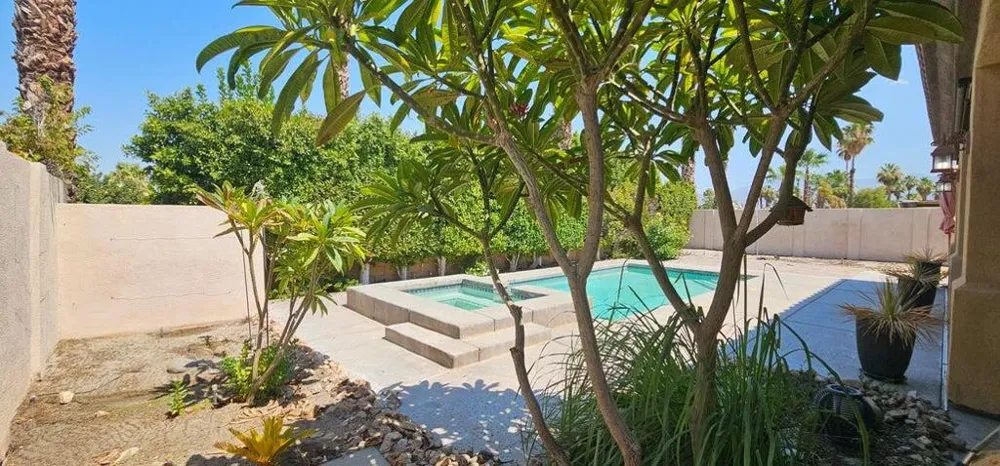 40560 Palm Court Palm Desert, CA 92260