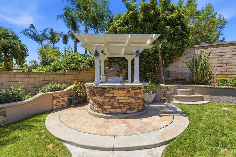6752 Meriwether Court Alta Loma, CA 91701