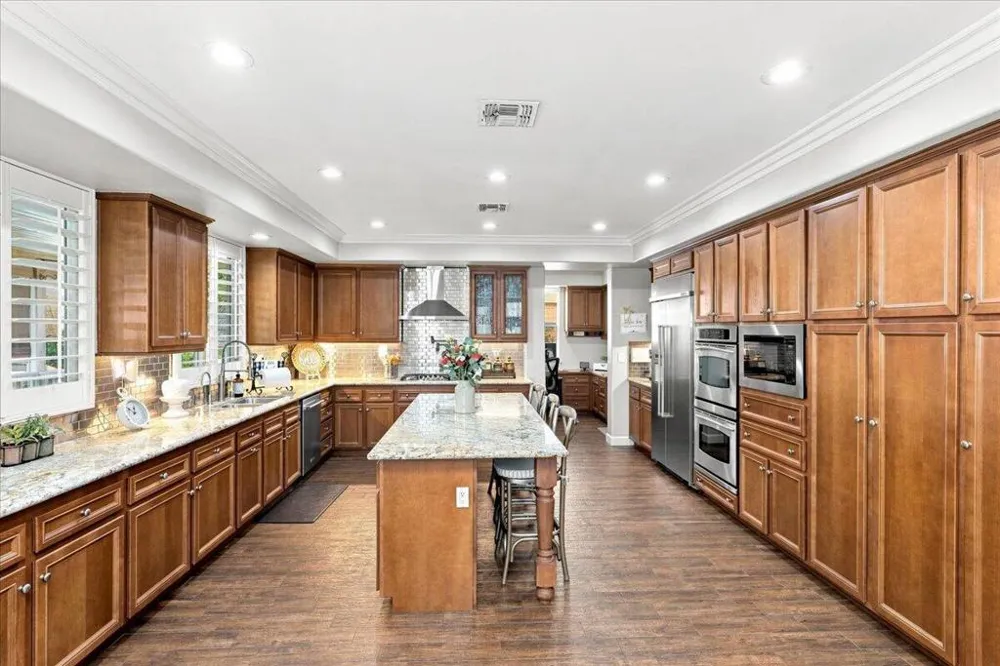 6752 Meriwether Court Alta Loma, CA 91701