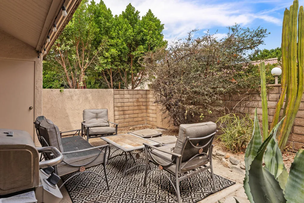 70100 Mirage Cove Drive #32 Rancho Mirage, CA 92270