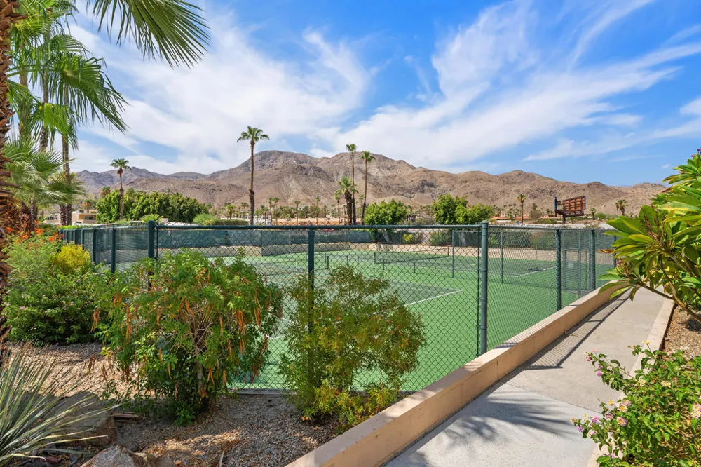 70100 Mirage Cove Drive #32 Rancho Mirage, CA 92270