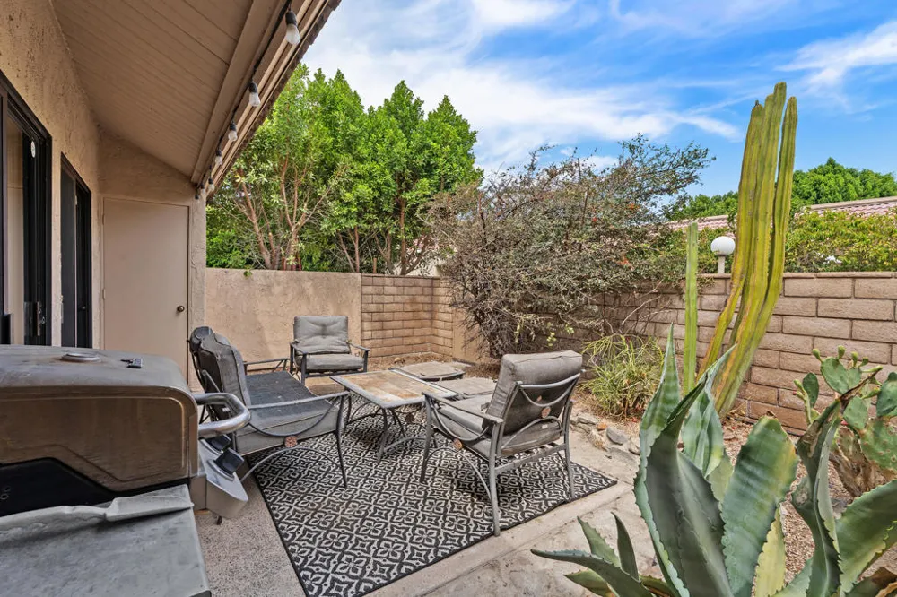 70100 Mirage Cove Drive #32 Rancho Mirage, CA 92270