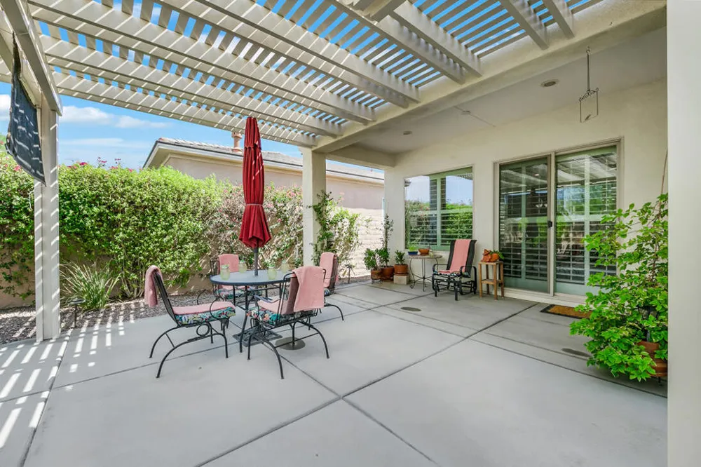 38469 Camino Aguacero Indio, CA 92203