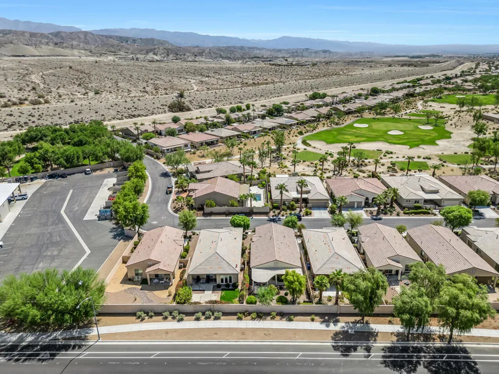 38469 Camino Aguacero Indio, CA 92203