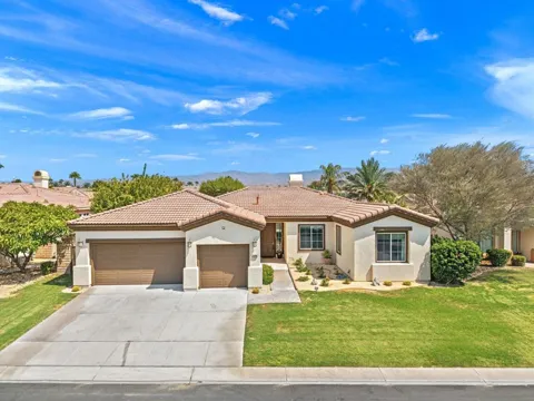 79786 Parkway Esplanade S