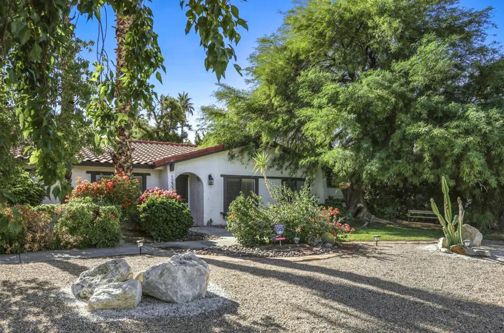 1233 E Via Escuela Palm Springs, CA 92262