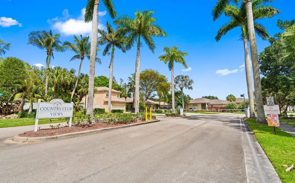 121 Prestige Drive Royal Palm Beach, FL 33411