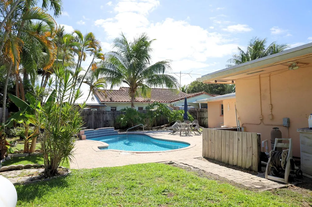 1259 SW 7th Street Boca Raton, FL 33486