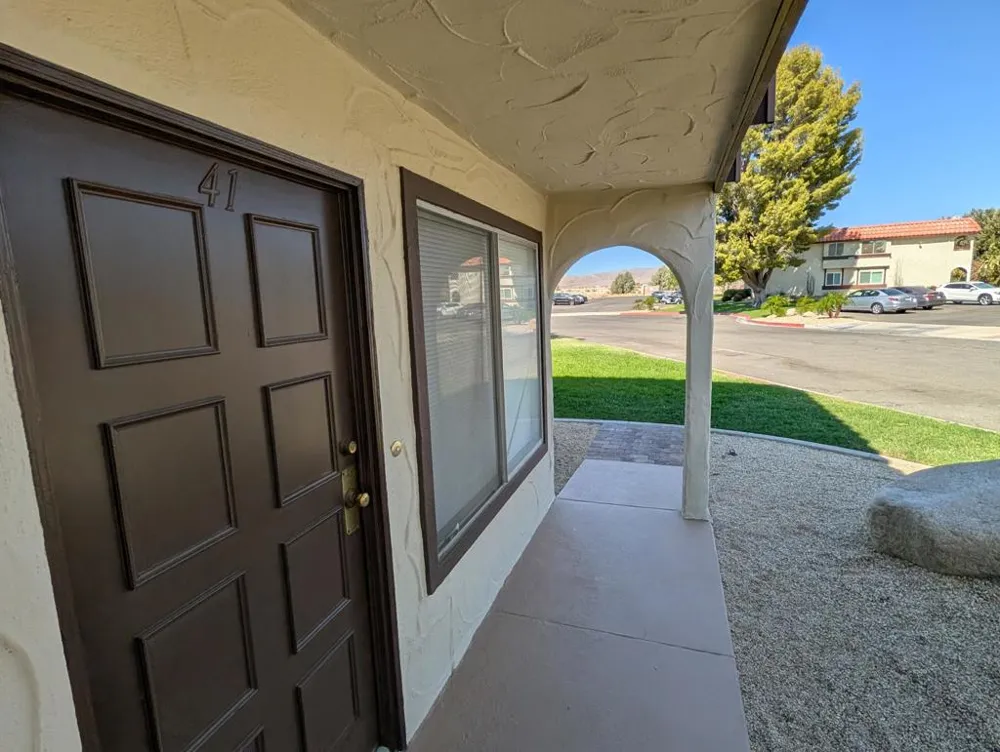 9643 Spyglass Avenue #41 Desert Hot Springs, CA 92240