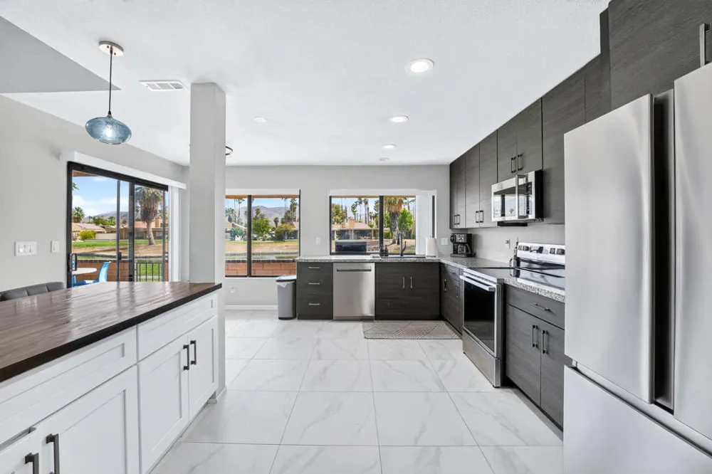 7503 Paseo Azulejo Palm Springs, CA 92264