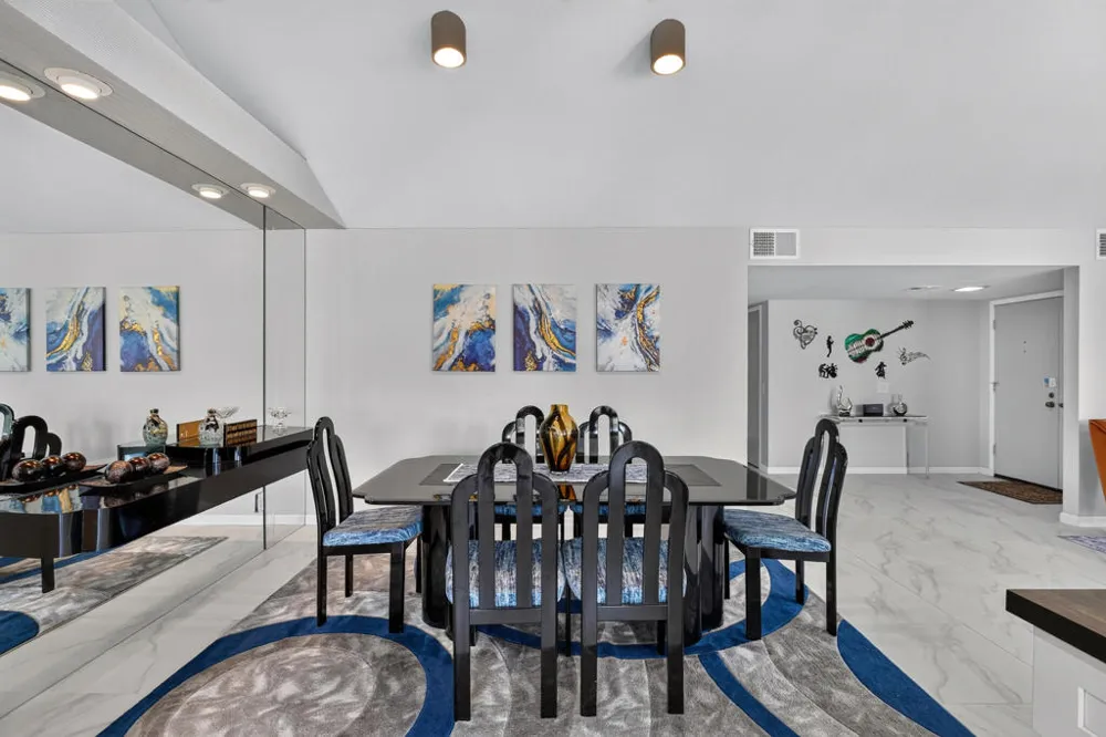 7503 Paseo Azulejo Palm Springs, CA 92264