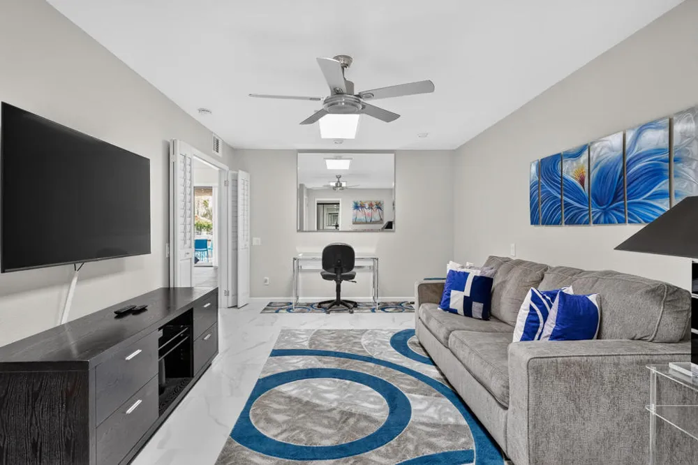 7503 Paseo Azulejo Palm Springs, CA 92264