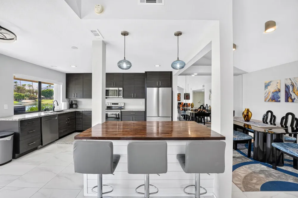 7503 Paseo Azulejo Palm Springs, CA 92264