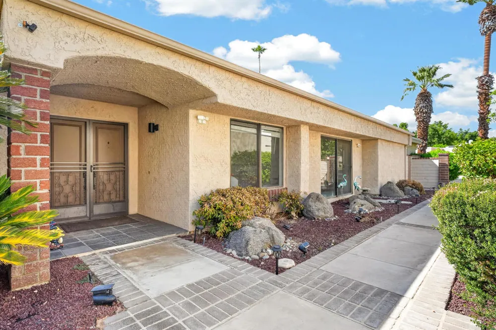 7503 Paseo Azulejo Palm Springs, CA 92264