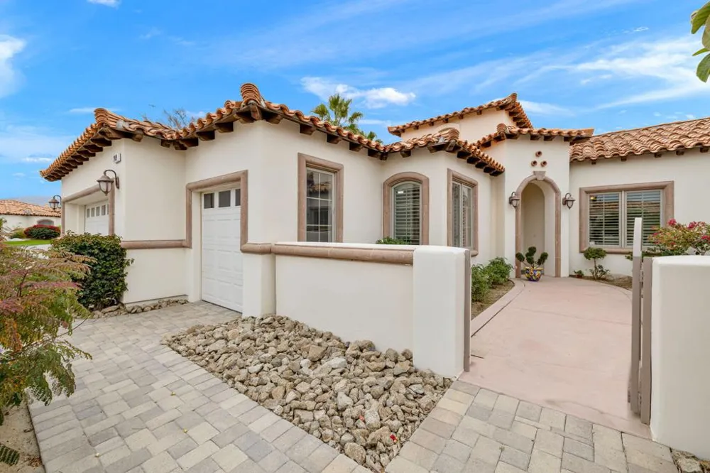 209 Piazza Di Sotto Palm Desert, CA 92260