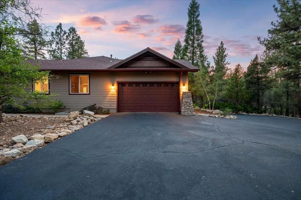 1924 Shady Lane Big Bear City, CA 92314