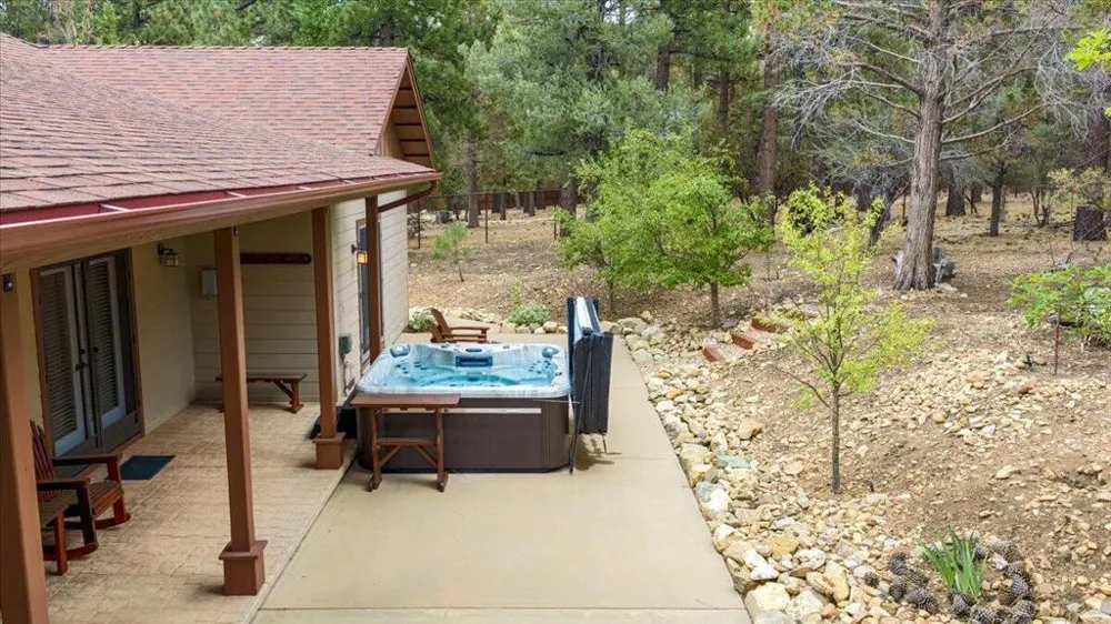 1924 Shady Lane Big Bear City, CA 92314