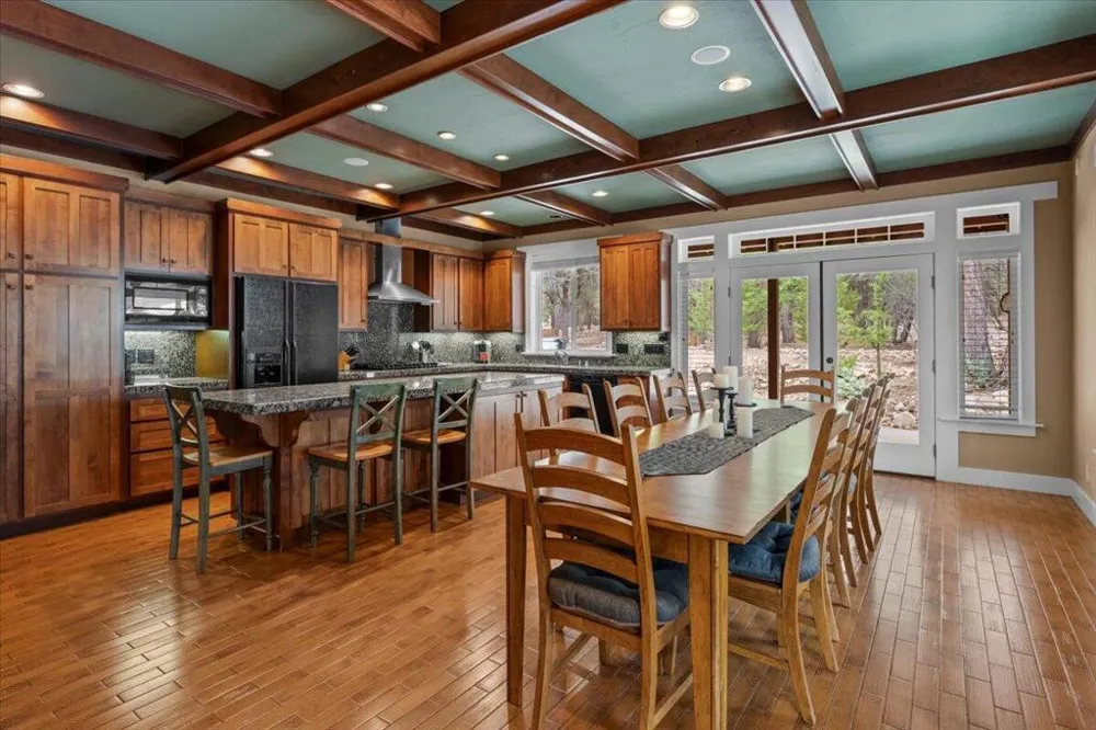 1924 Shady Lane Big Bear City, CA 92314