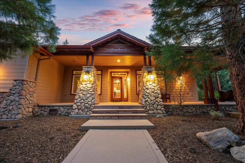 1924 Shady Lane Big Bear City, CA 92314