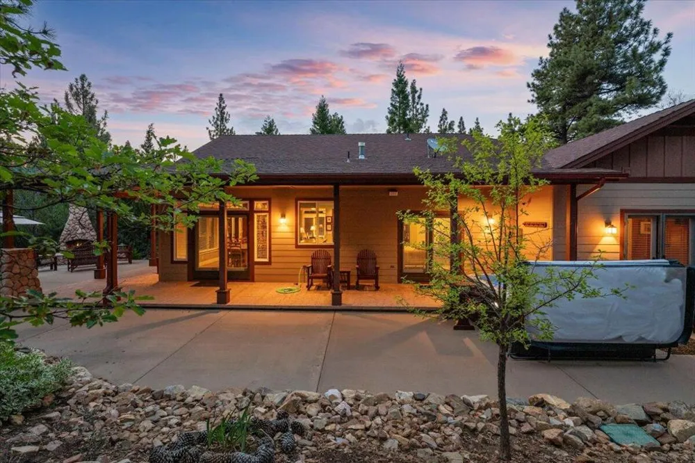 1924 Shady Lane Big Bear City, CA 92314