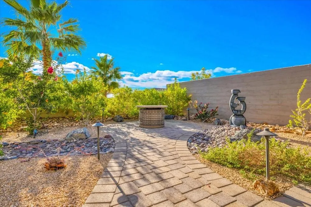 32 Moscato Rancho Mirage, CA 92270