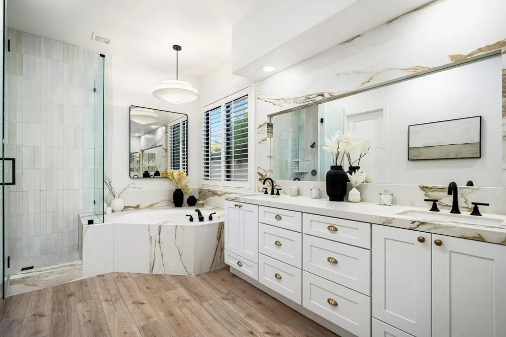 33 Calle La Reina Rancho Mirage, CA 92270