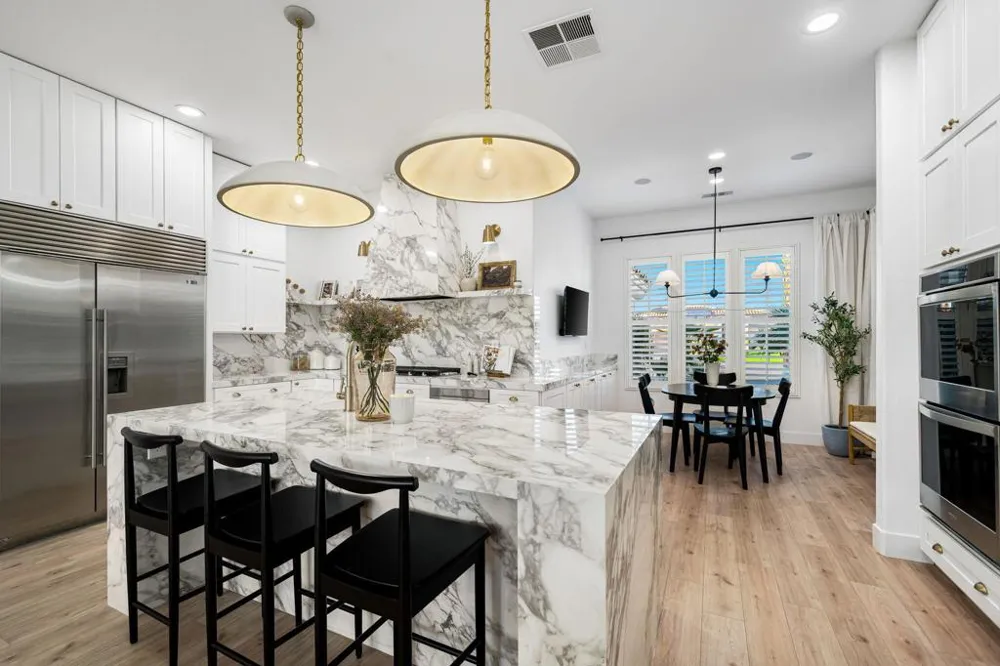 33 Calle La Reina Rancho Mirage, CA 92270